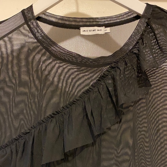 Chic Black Sheer Ruffle Top - Picture 4 of 8